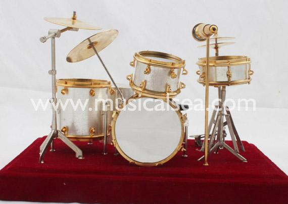 Miniature Drum kit